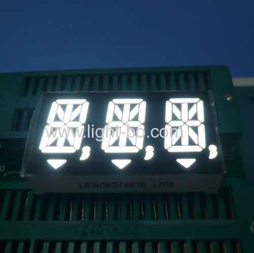 Niestandardowy 14-milimetrowy (0,56) potrójny wyświetlacz 14-segmentowy alfanumeryczny wyświetlacz LED na panele instrumentów