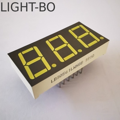 Ogólny katodowy wyświetlacz LED Ultra Jasny Biały Szary Powierzchnia 7 Segment 3 cyfrowy 14,2 mm dla kontrolera temperatury