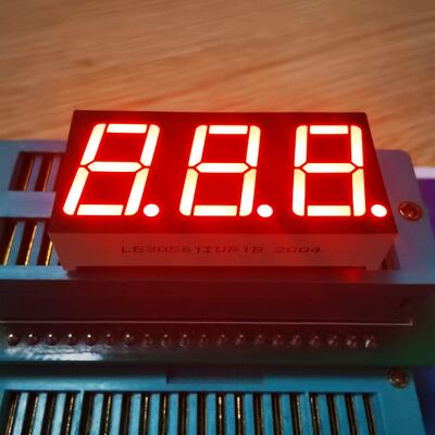 Dobra cena. 14.2mm 3-cyfrowy 7 segment Ultra Jasny Czerwony Common Anode LED Display dla kontrolera temperatury w Internecie