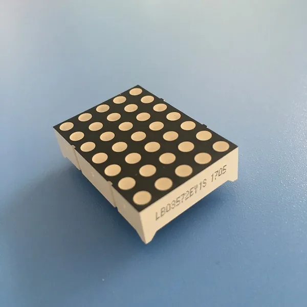 Wyświetlacz LED DOT Matrix 3mm Super Jasny Żółty dla ruchomych znaków / tablic wiadomości 3